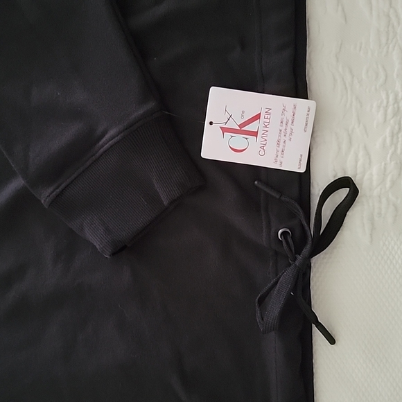 Womens Calvin Klein Logo Hooded LS Top,tie waist, relaxed style,M,New w/Tags - Picture 3 of 4